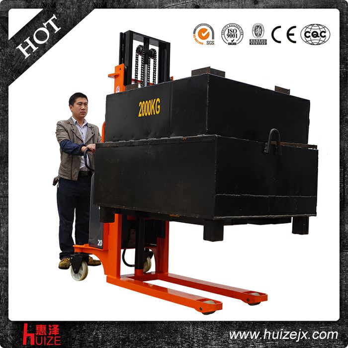 半電動(dòng)堆高車(三門架) 半電動(dòng)堆高車(三門架)